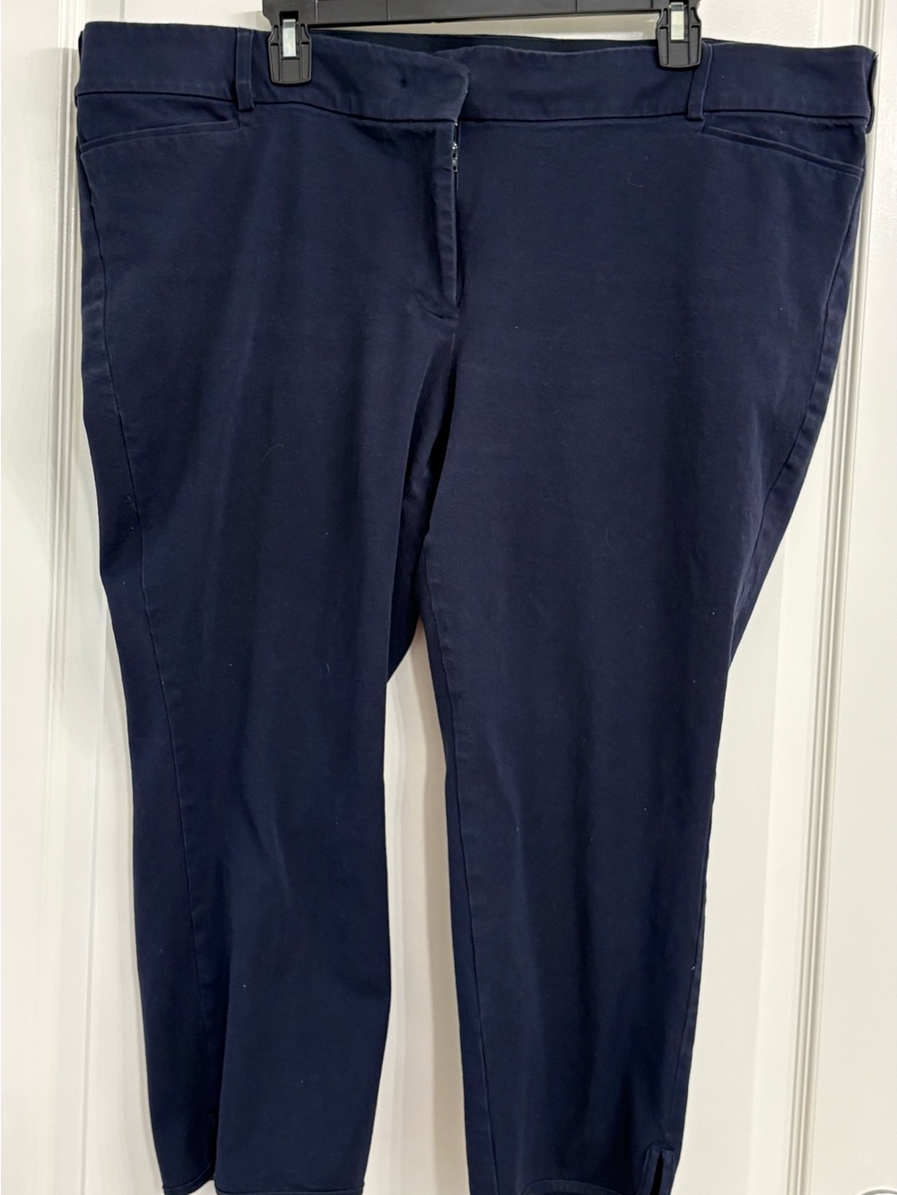 Lane Bryant "The Deluxe Allie" Navy Pull-On Ankle Crop Pants Size 22
